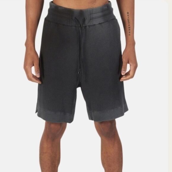 NWT Cotton Citizen Black Acid Washed Waffle Knit Pull On Shorts Small - Picture 1 of 11